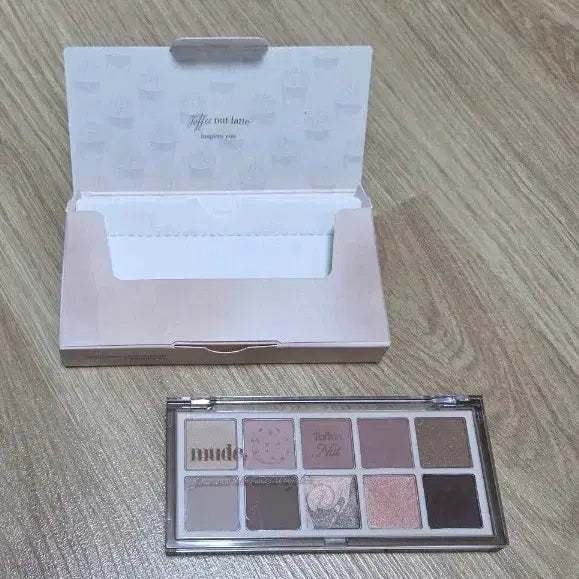 [BUNJANG] Mude Eyeshadow Palette 05 Toffee Nut Latte / 뮤드 아이 섀도우 팔레트 05 토피 넛 라떼