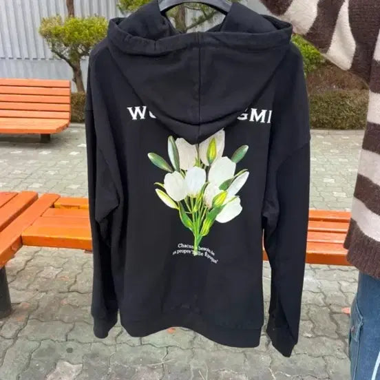 [BUNJANG] Wooyoungmi Flower Print Oversized Hoodie Black / 우영미 플라워 프린팅 오버핏 후드티