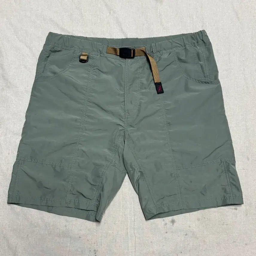 [BUNJANG] Gramicci Shell Gear Nylon Khaki Shorts L / 그라미치 쉘기어 나일론 카키 쇼츠 반바지 L