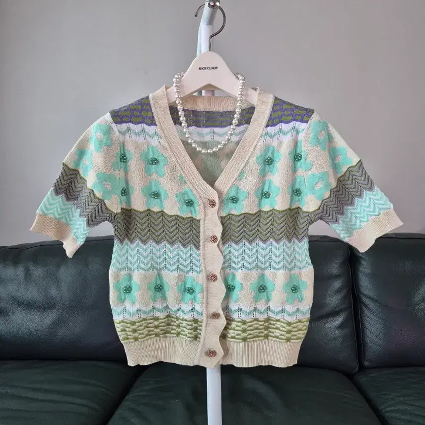 [BUNJANG] ST French Flower Pattern Beaded Knit Cardigan S / 플라워 패턴 비즈장식 니트 가디건 S