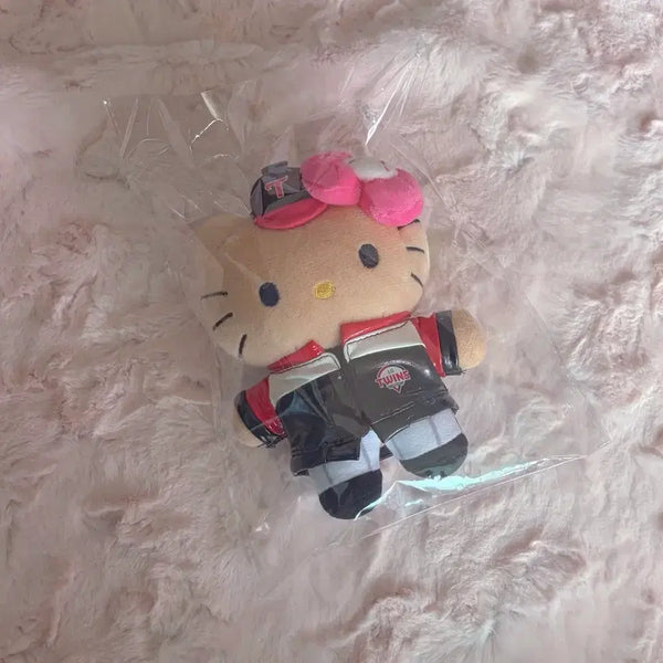 [BUNJANG] LG Twins x Tanning Hello Kitty Collaboration Doll Keychain / [새상품] 엘지트윈스 태닝 헬로키티 태닝키티 콜라보 인형 키링
