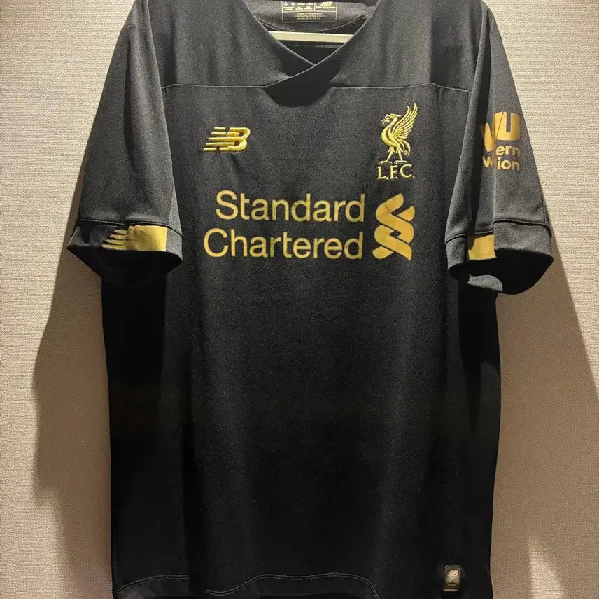 [BUNJANG] Liverpool 19/20 Goalkeeper Jersey (No Name/Number) / 리버풀 19/20 골키퍼 노마킹 유니폼