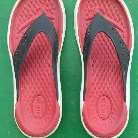 [BUNJANG] Crocs Literide Flip Flops Red/White / 크록스 라이트라이드 플립플랍 레드/화이트