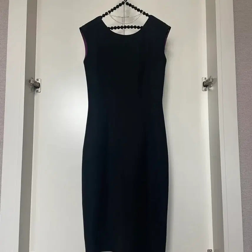 [BUNJANG] K-ri Elegant Dress Black Italian Polyester / 케이리 우아 원피스. 마른44