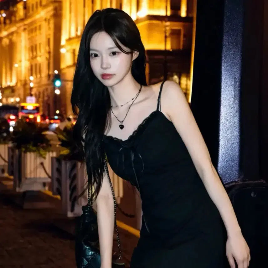 [BUNJANG] Dayrose Chloe Lace Camisole Dress Black / 데이로제 클로이 레이스 나시 원피스 블랙
