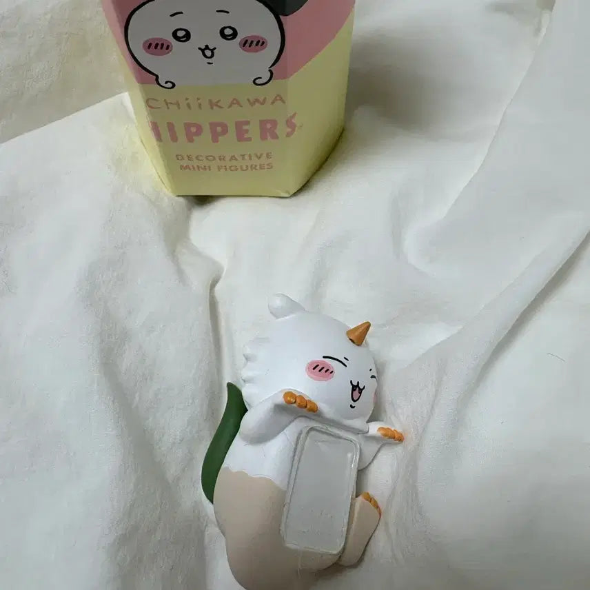 [BUNJANG] Chiikawa Hyper Figure Secret Anoko / 치이카와 히퍼 피규어 시크릿 아노코