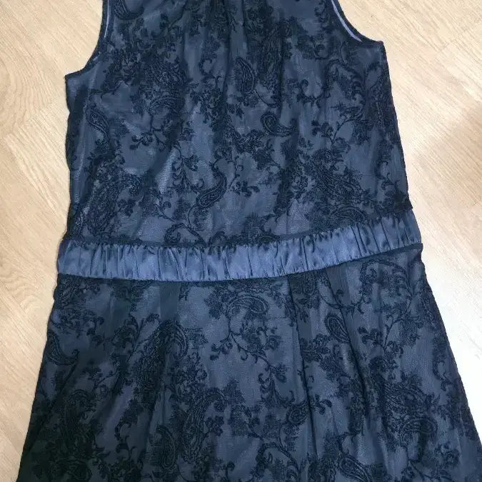 [BUNJANG] IKUKO Black Paisley Lace Midi Dress / IKUKO 블랙 원피스