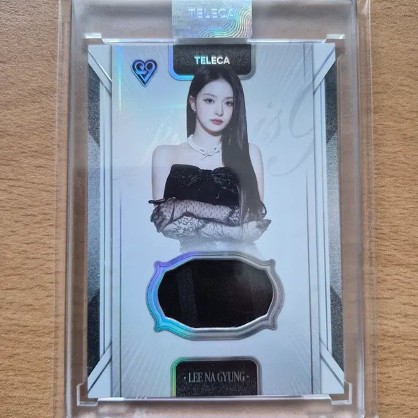 [BUNJANG] fromis_9 Lee Nagyung 2026 TERECA Relic Card / 2026 테레카 프로미스나인 이나경 실착 렐릭카드 판매합니다.