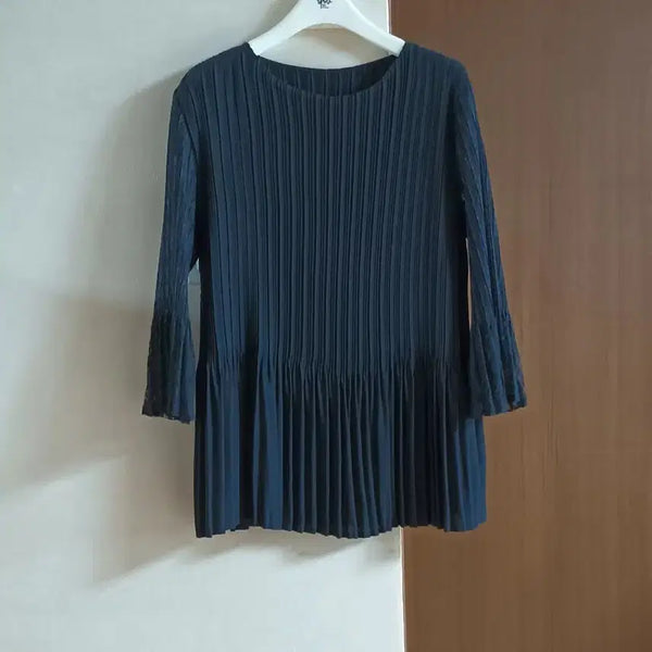 [BUNJANG] Pleats Please Blouse Navy / 플리츠미 플리츠 블라우스 free