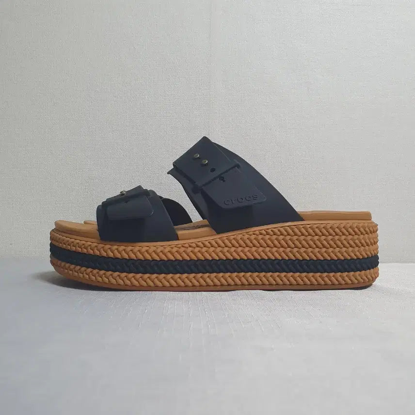 [BUNJANG] Crocs Brooklyn Woven Buckle Sandal Black / 240mm 크록스 브루클린 우븐 버클 샌들 블랙