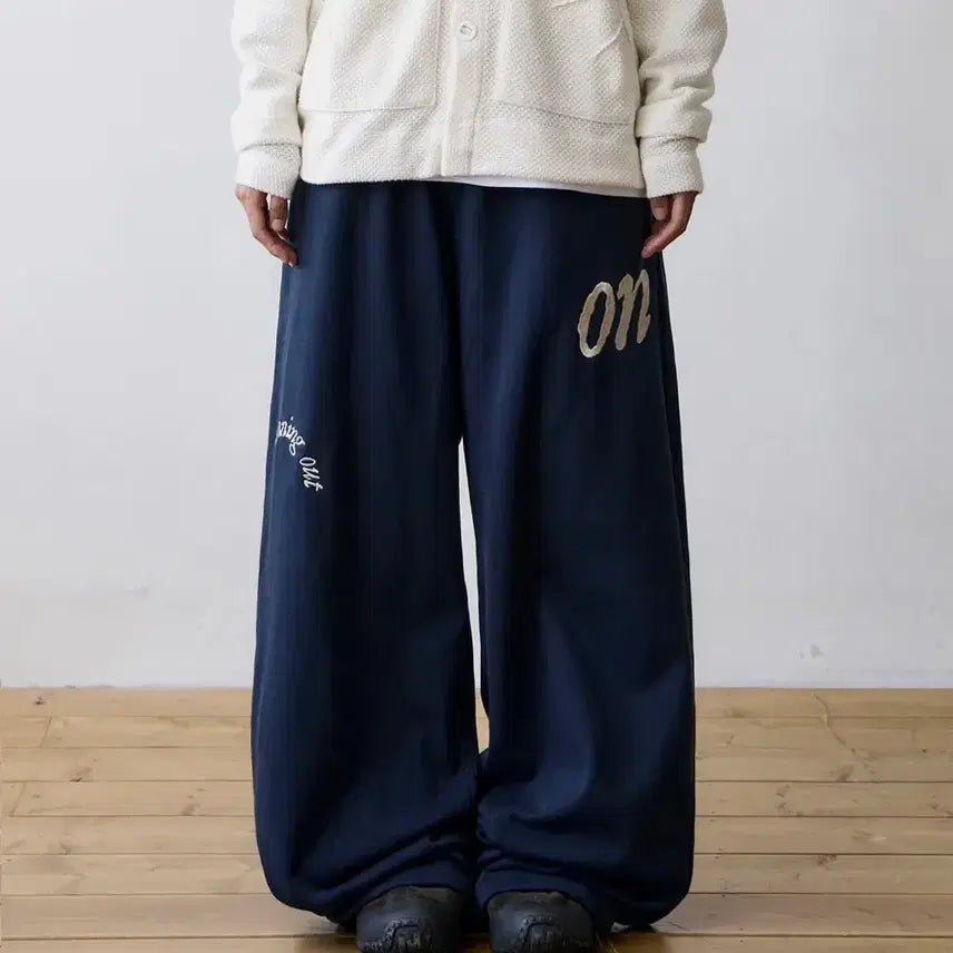 [BUNJANG] The Coldest Moment Sweatpants Navy / 더콜디스트모먼트 스웻 팬츠 네이비