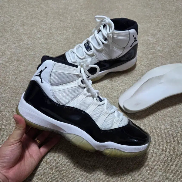 [BUNJANG] Air Jordan 11 Retro Concord Sneakers / 에어조던11 레트로 콩코드 스니커즈