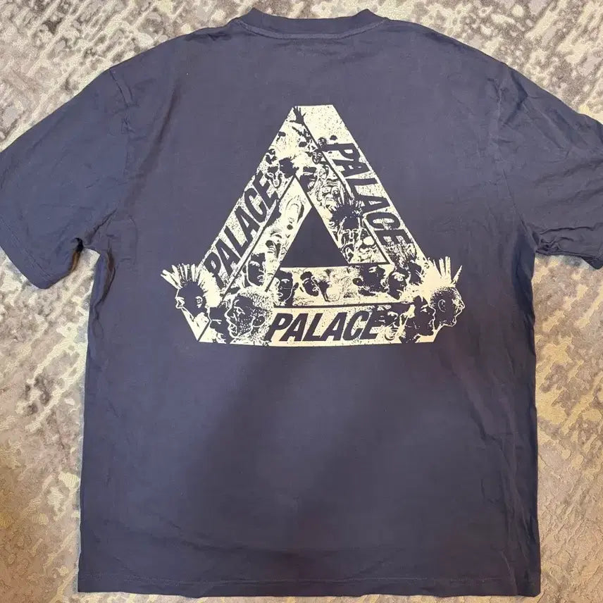 [BUNJANG] Palace Tri-Ferne T-Shirt Navy XXL / 팔라스 트라이헤즈 반팔티 네이비 XXL