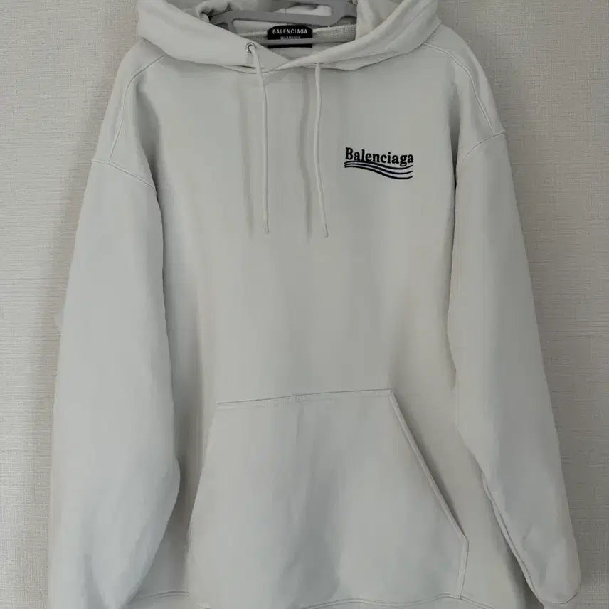 [BUNJANG] Balenciaga Wave Embroidered Logo Hoodie / 발렌시아가 웨이브 자수로고 후드티