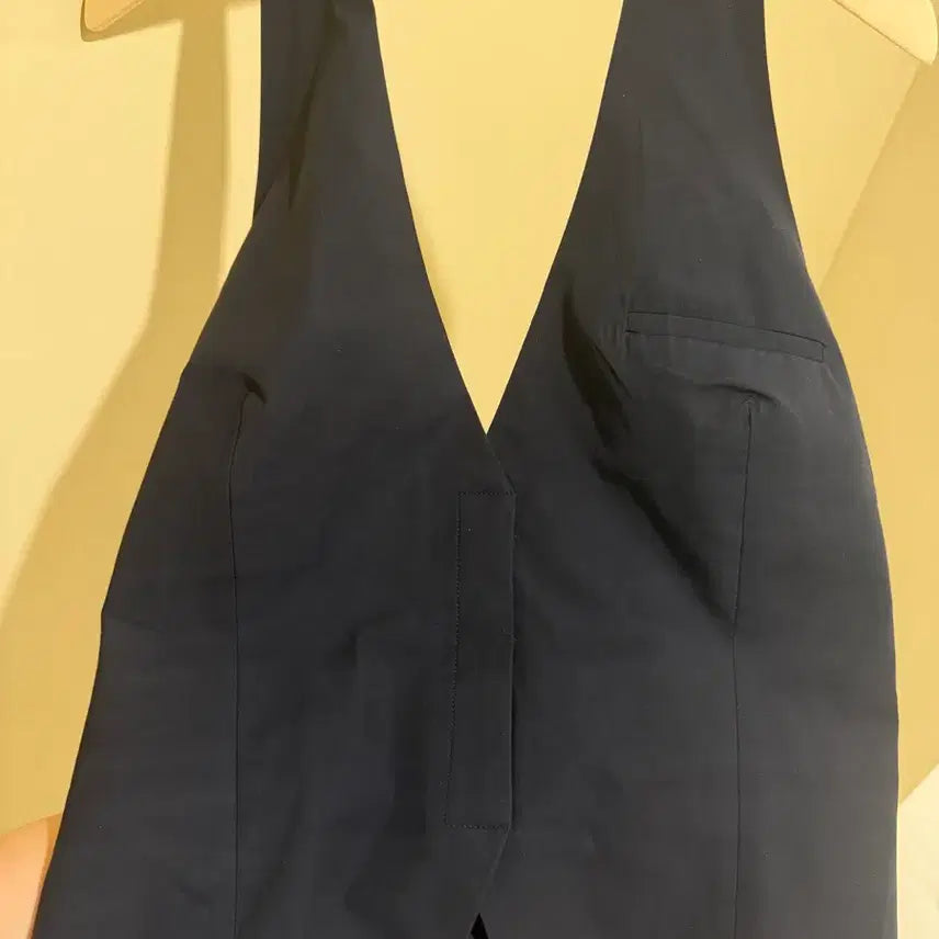 [BUNJANG] Zara Halterneck Sleeveless Blouse Navy / zara 자라 홀터넥 나시 블라우스 네이비