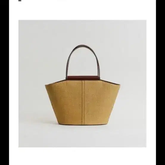 [BUNJANG] TUTIE Etire Rattan Large Bag / 투티에 에티레 라탄 라지