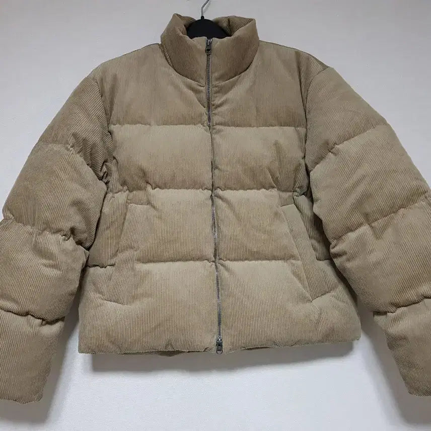 [BUNJANG] Musinsa Standard Puffer Corduroy Padded Jacket Beige / 무신사 스탠다드 푸퍼 코듀로이 패딩 베이지