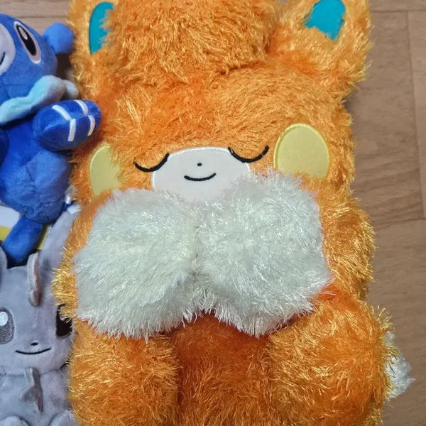 [BUNJANG] Pokemon Sleeping Moomoo Fluffy Plush Doll / 포켓몬스터 잠자는 빠모 복슬복슬 인형