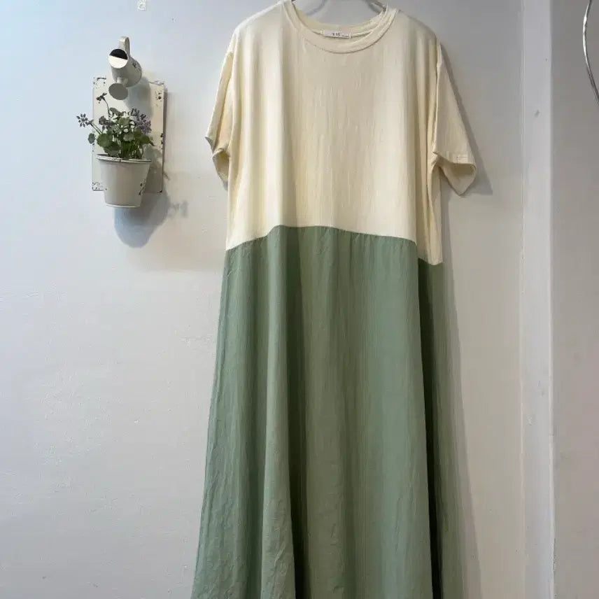 [BUNJANG] Two-Tone Color-Block Short-Sleeve Long Dress / 투톤 배색 반팔 원피스 아이보리/민트