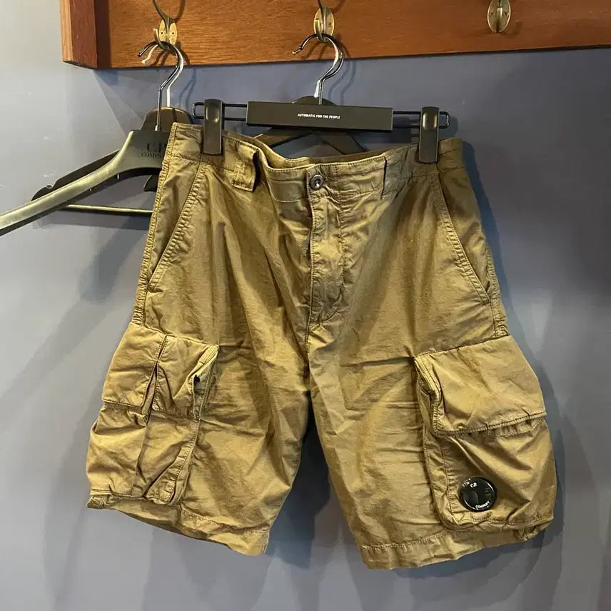 [BUNJANG] CP Company Cargo Shorts (Size 46) / CP company 씨피 컴퍼니 카고 쇼츠 46