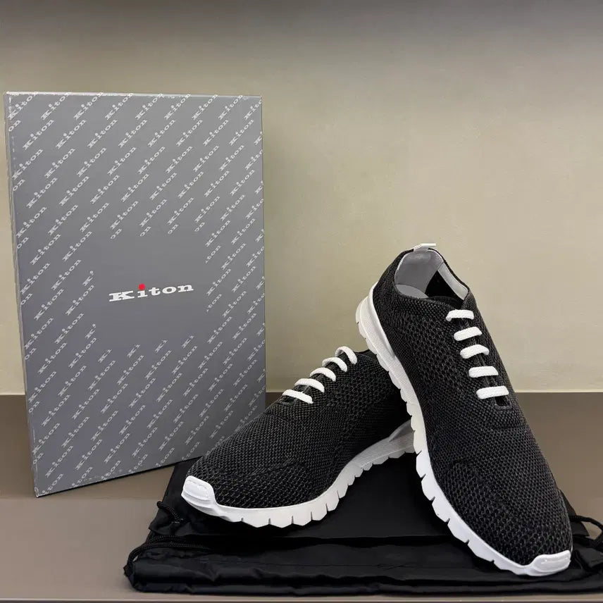 [BUNJANG] Kiton Logo Cotton Fit Knit Black Sneakers / 키톤 로고 코튼 핏 니트 블랙 스니커즈