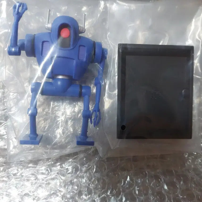 [BUNJANG] Dragon Ball Ichiban Kuji Archive Red Ribbon Army Capsule Robot Figure / 드래곤볼 제일복권 아카이브 레드리본군 캡슐 로봇 팝니다