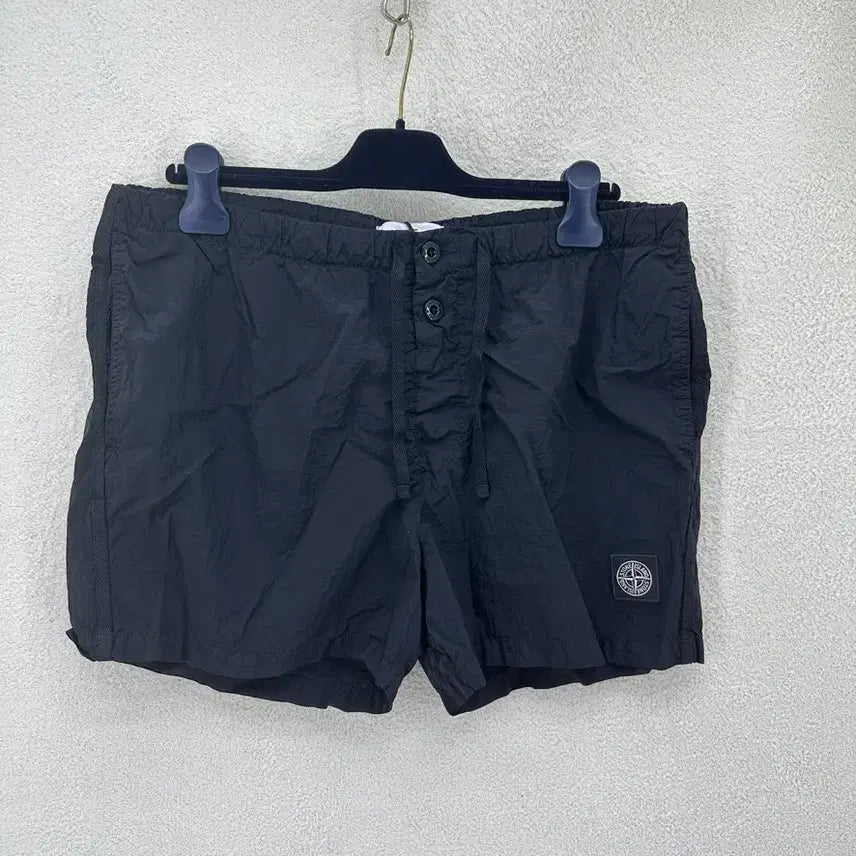 [BUNJANG] Stone Island Nylon Metal Shorts / 스톤아일랜드 나일론 메탈 쇼츠