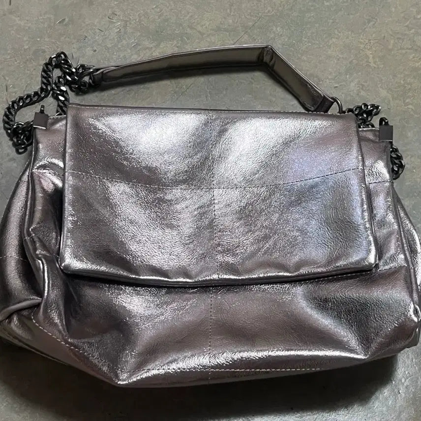 [BUNJANG] ZARA Lock Flap Shoulder Bag with Silver Chain / 자라 락 플랩 숄더백 유나백 ZARA 실버 체인숄더백 보부상가방