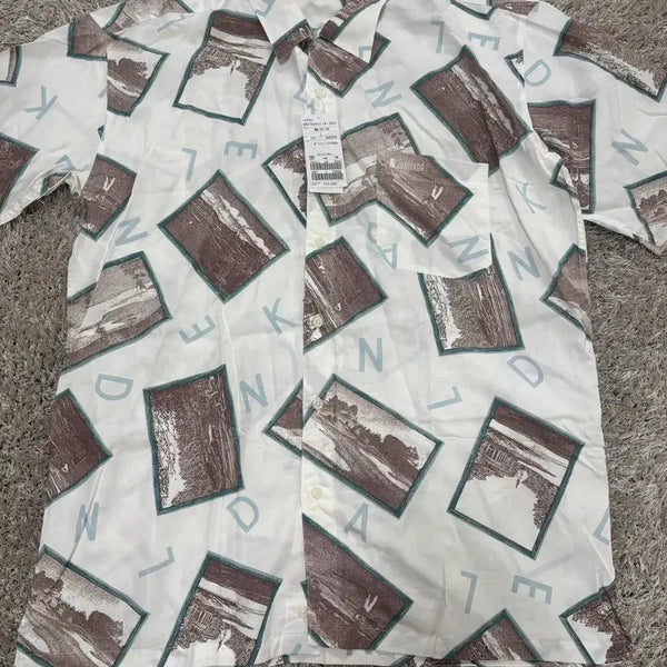 [BUNJANG] LAKE LAND Patterned Button-Up Shirt (Size 105-110) / 새상품 일제 LAKE LAND 셔츠 사이즈 105-110