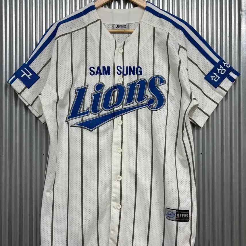 [BUNJANG] Samsung Lions Bae Young-soo #25 Pinstripe Baseball Jersey / 105) 삼성라이온즈 배영수 25번 핀스트라이프 유니폼 6.5