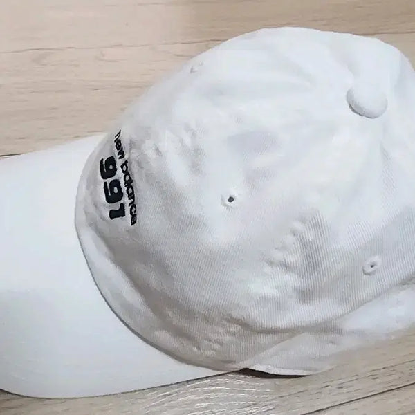 [BUNJANG] New Balance 991 Ball Cap Ivory / 새상퓸급) 뉴발란스 991 볼캡 아이보리