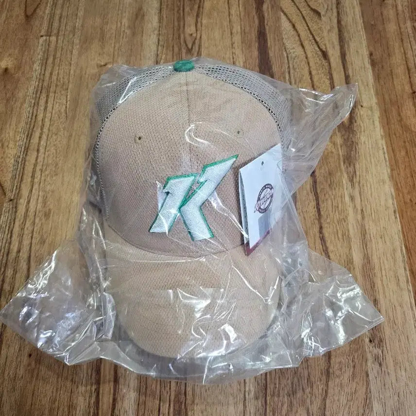 [BUNJANG] Kiwoom Heroes Gold 2025 Premium Cap Free Size / 키움히어로즈 골드 2025 고급형 모자 사이즈 free