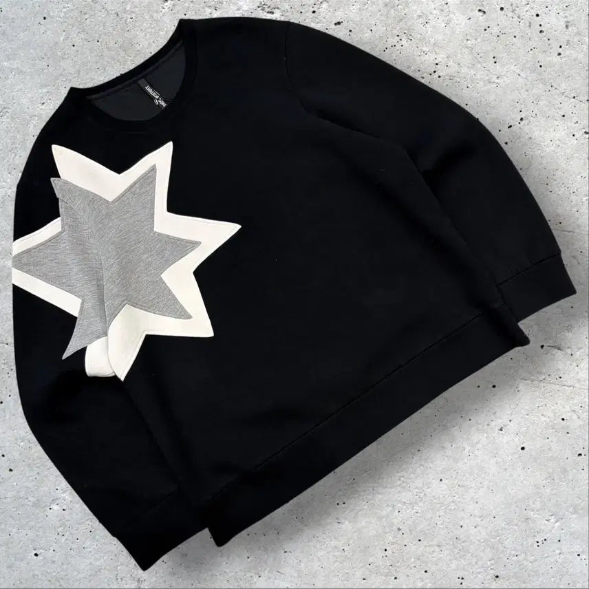[BUNJANG] Neil Barrett Black Star Sweatshirt XL / [XL] 닐바렛 블랙 스타 맨투맨 E483