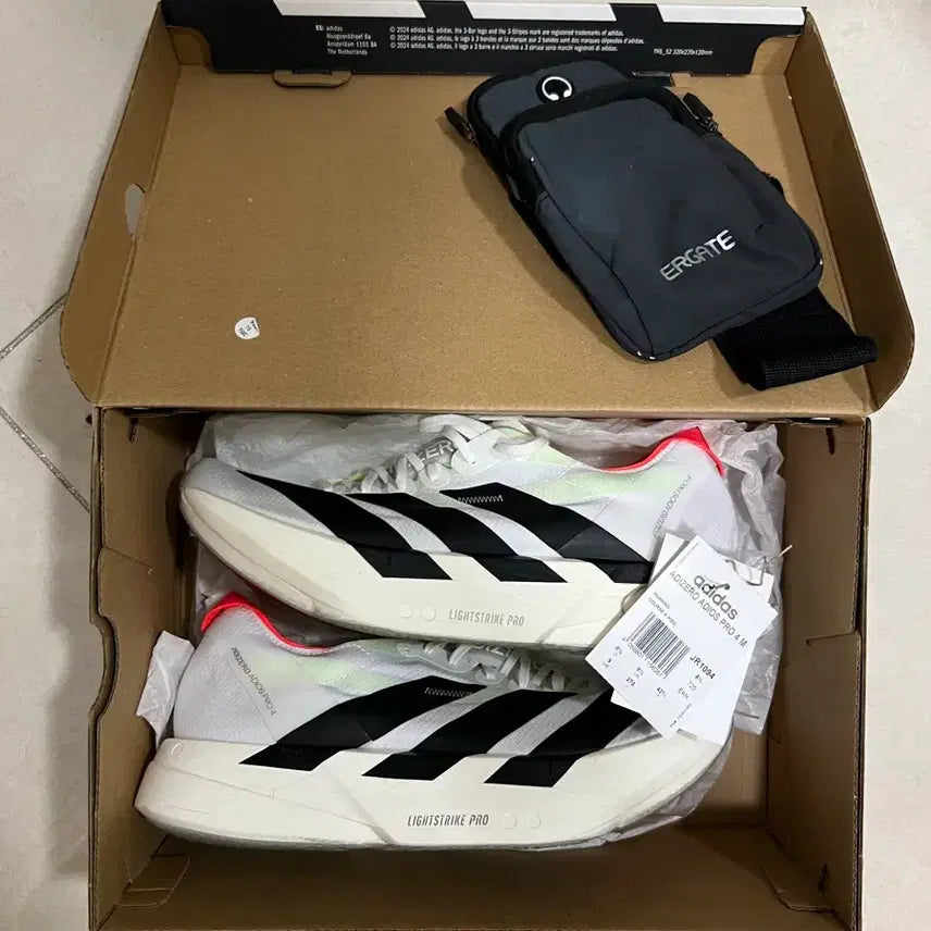 [BUNJANG] Adidas Pro 4 Running Shoes - Men's Size 270 / 아디다스 프로4 270 최상급 컨디션 팝니다 런닝 암패드도 드려요