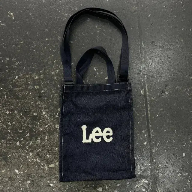 [BUNJANG] LEE Denim Crossbody Bag / LEE 데님 크로스백