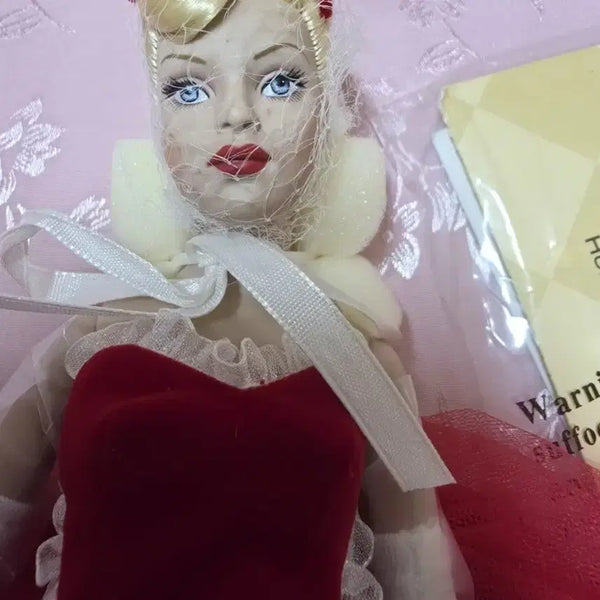 [BUNJANG] Sanrio Hello Kitty 10-inch Valentine's Day Plush / 10인치 키티 콜리어 미사용