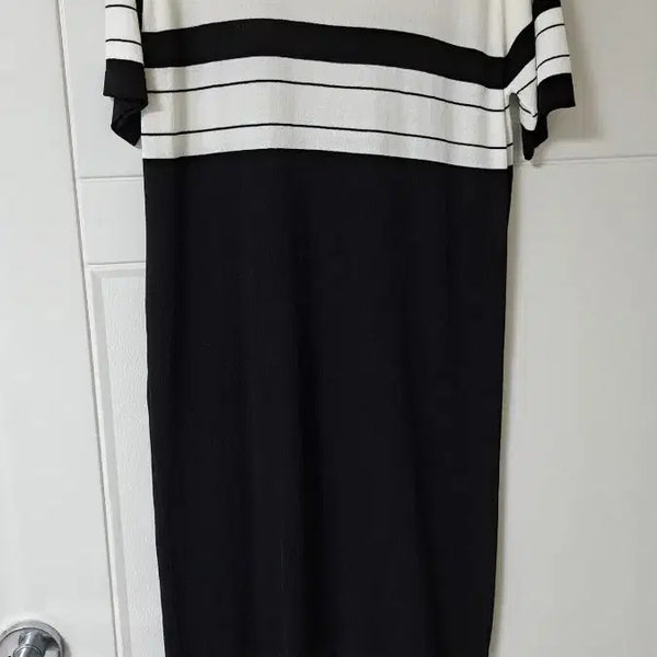 [BUNJANG] Leclara Stripe Short Sleeve Dress Size 55 / 레끌라라 스트라이프 반팔 원피스55
