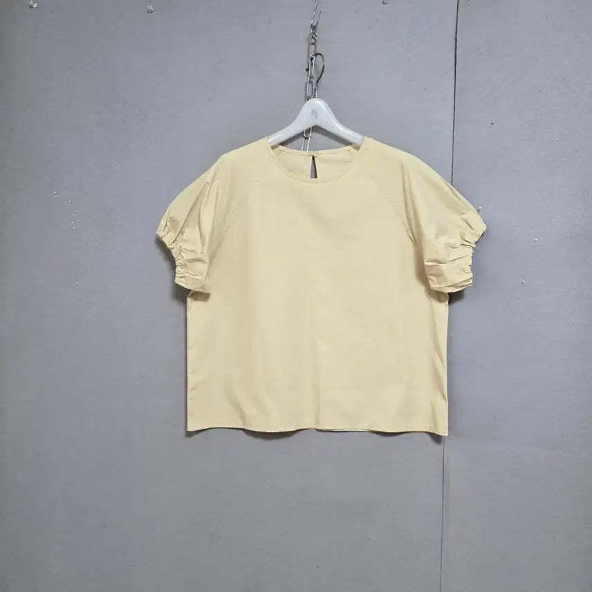 [BUNJANG] CM Beige Blouse / cm 베이지 블라우스 F  n7717   미착용제품