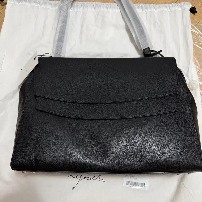 [BUNJANG] YOOX Double Flap Top Handle Bag Black / 유스 더블 플랩 탑 핸들 백 블랙