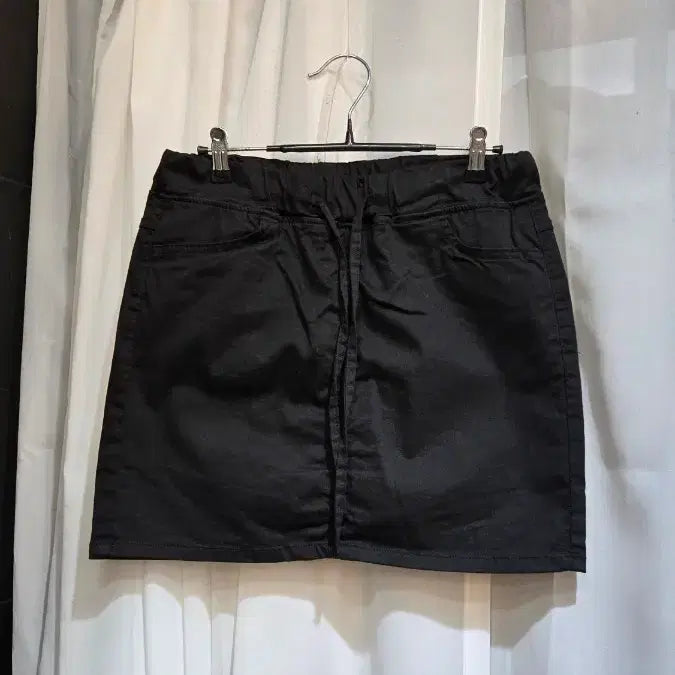 [BUNJANG] L Size Black Mini Skirt with Built-in Shorts / L싸이즈  속바지 스판 블랙 스커트