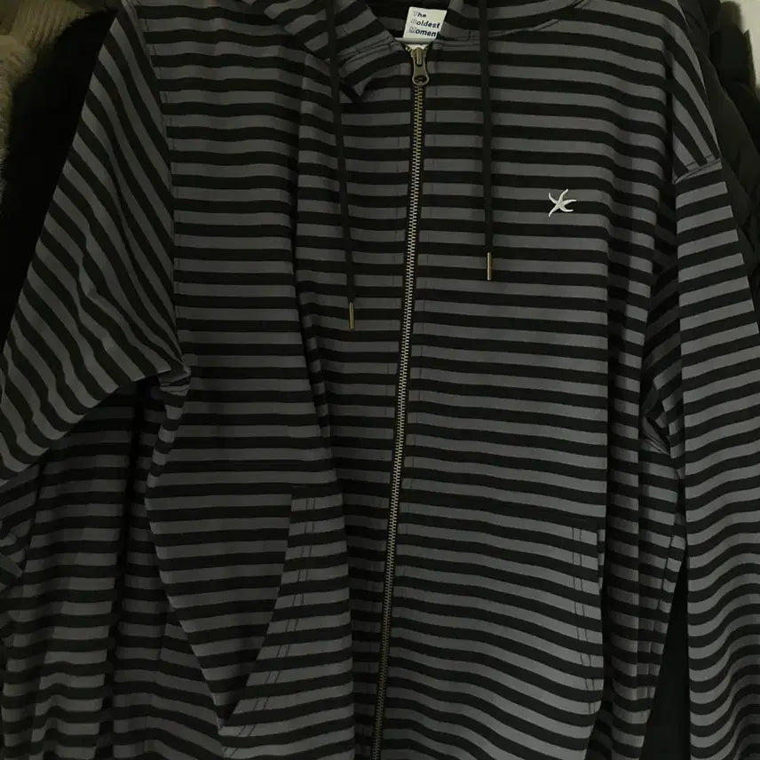 [BUNJANG] The Coldest Moment Hooded Zip-up / 더콜디스트모먼트 후드집업