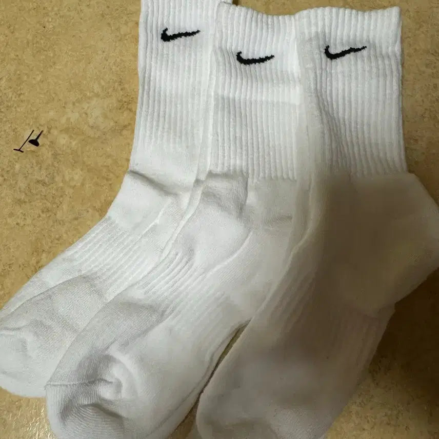 [BUNJANG] Nike Everyday Cushion Socks (3-Pack, M) / 나이키 에브리데이쿠션양말 3켤레 판매합니다(M)