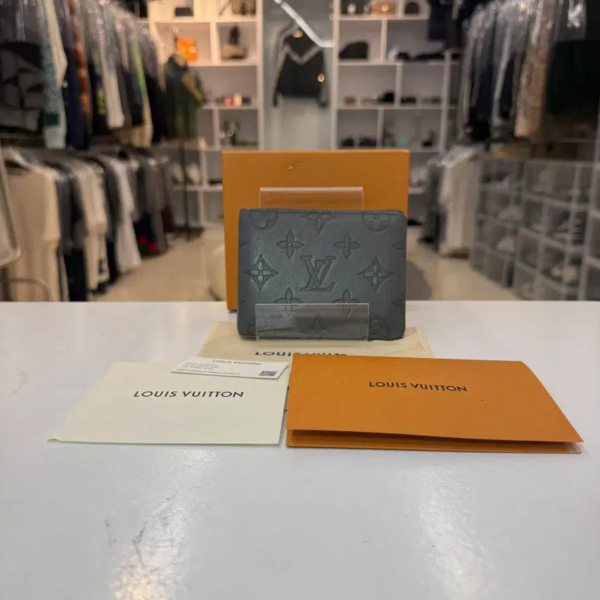 [BUNJANG] Louis Vuitton Shadow Monogram Multiple Wallet / [리오브전포점] 루이비통 쉐도우 모노그램 멀티플 반지갑