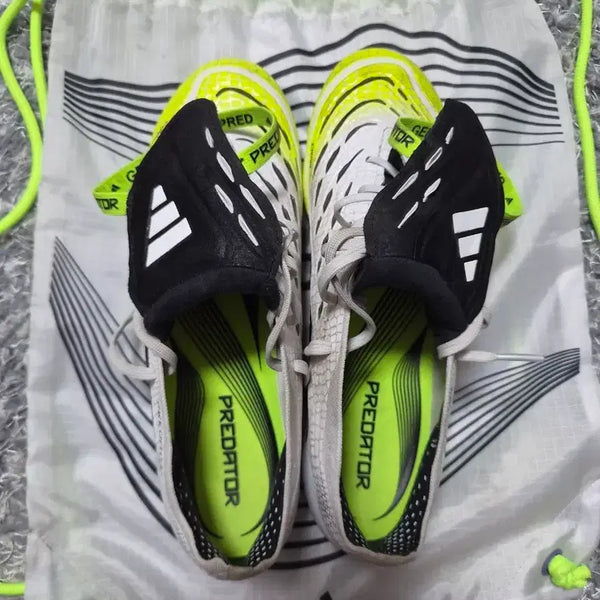 [BUNJANG] Predator 25 ft AG Size 255 Soccer Cleats / 프레데터 25 ft ag 255사이즈