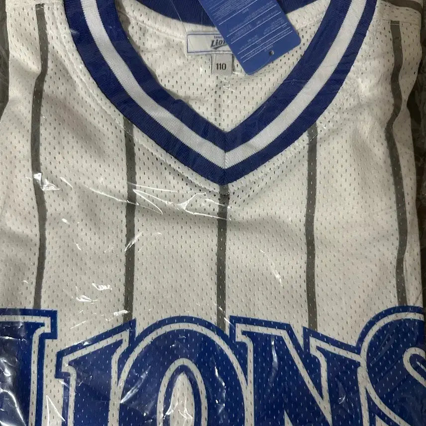 [BUNJANG] Samsung Lions 1 Million Spectators Commemorative T-Shirt (Size 110) / 삼성라이온즈 백만관중기념 티셔츠 110 미개봉