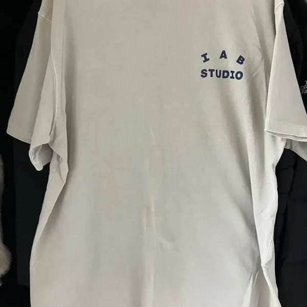 [BUNJANG] IAB Studio Short Sleeve T-Shirt / 아이앱 반팔