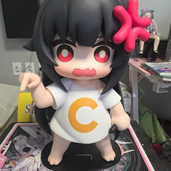 [BUNJANG] Cat Figure with 'C' Logo T-Shirt and Pink Hair Accessory / 이사정리중님