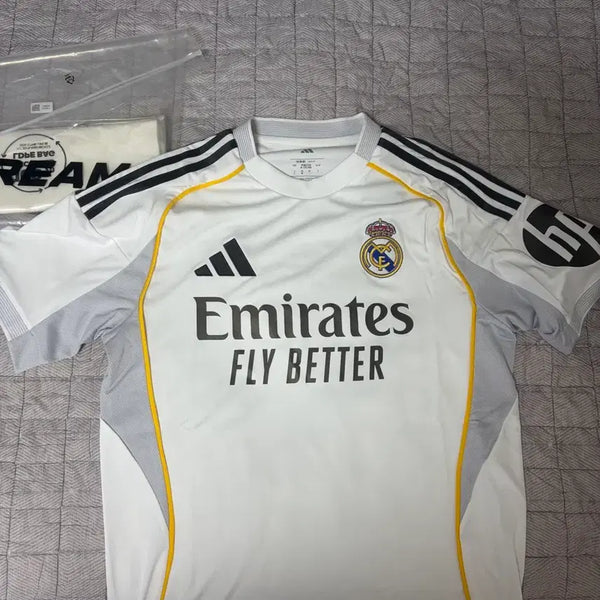 [BUNJANG] Real Madrid 25/26 Size M Jersey / 레알마드리드 25/26 m사이즈