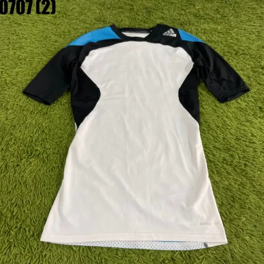 [BUNJANG] Adidas Short Sleeve T-Shirt / 아디다스 반팔