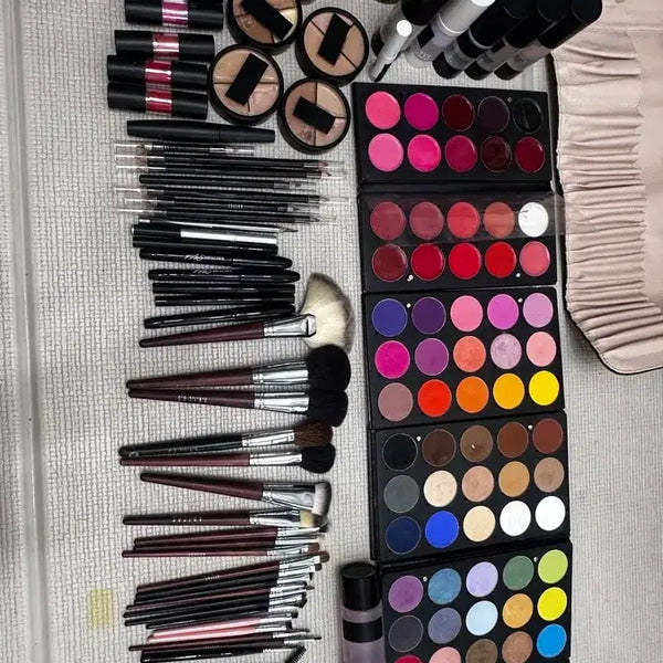 [BUNJANG] Makeup Practical Exam Material Set with Bag / 메이크업 실기 재료 박스,가방포함